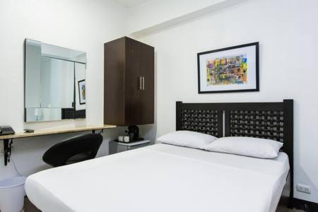 San Agustin Residences San Pedro Makati Eksteriør billede